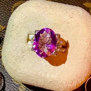 10k Amethyst and Diamond Ring 🔮 Final Price Reduction $350 💕
